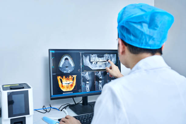 Best Weekend Emergency Dental Services in Country Clu, FL